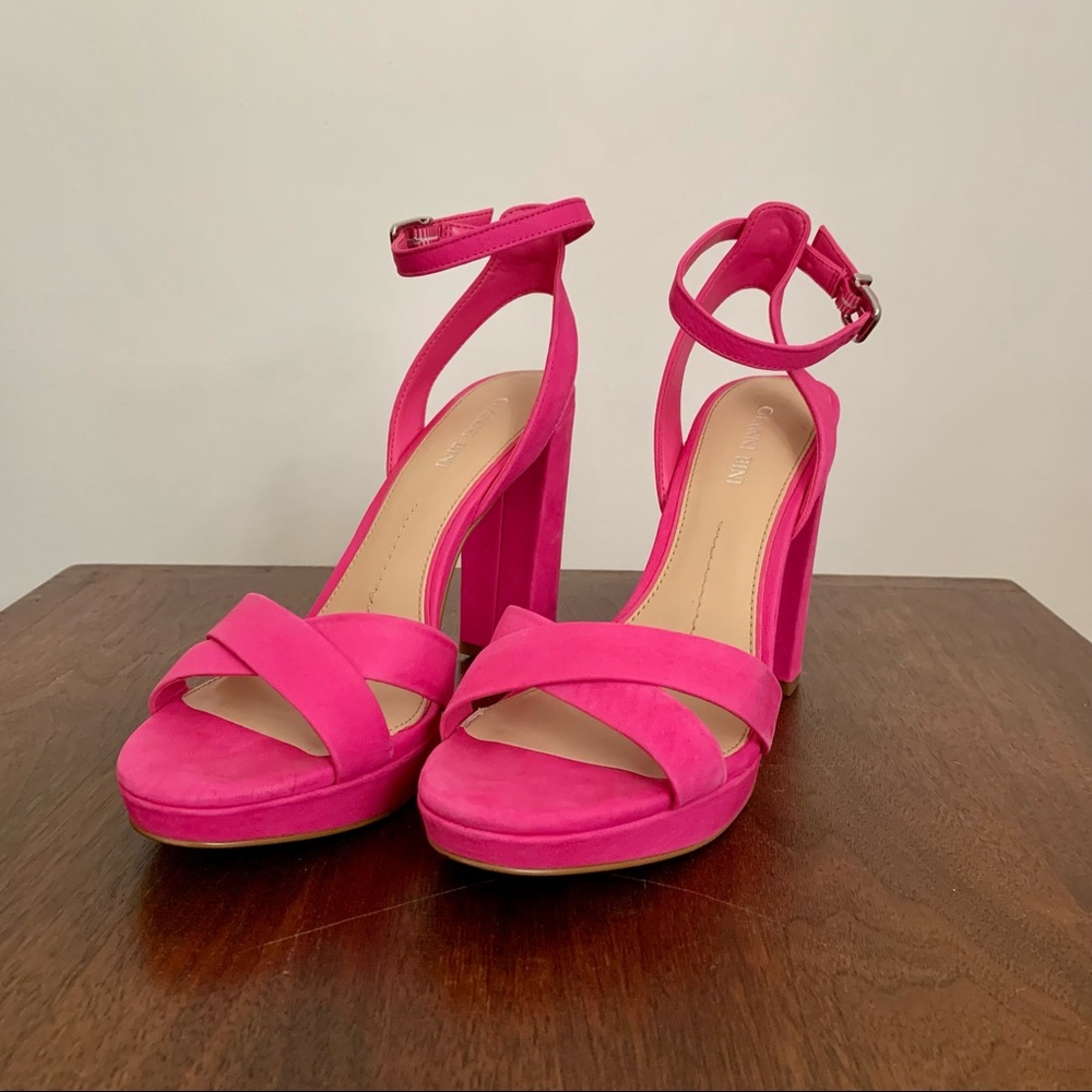 Gianni Bini hot pink heels